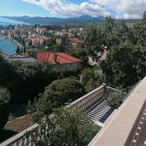 Garden Apartment